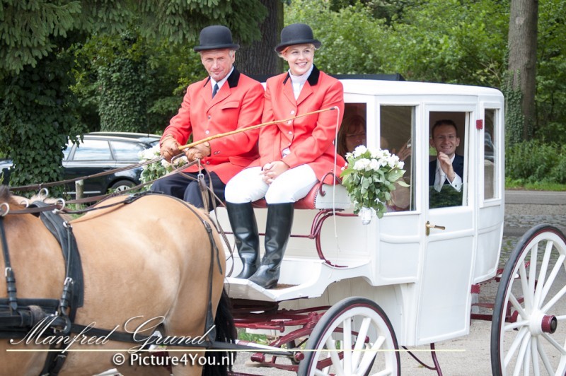 Manfred Grund - Picture4You.nl voor paardenfotografie, bruidsreportages en de fotograaf voor al uw feesten en partijen.