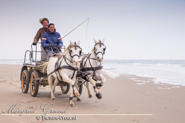 Maak gebruik van de aanbieding op coupony.nl en boek een echter fotoshoot!