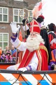 Sinterklaas wordt groots binnengehaald.